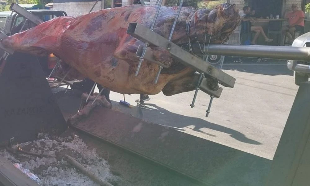 Πρόεδρος του Πολιτιστικού Συλλόγου Καλουδιανών για το σούβλισμα ταύρου: «Θέλαμε να πρωτοτυπήσουμε»